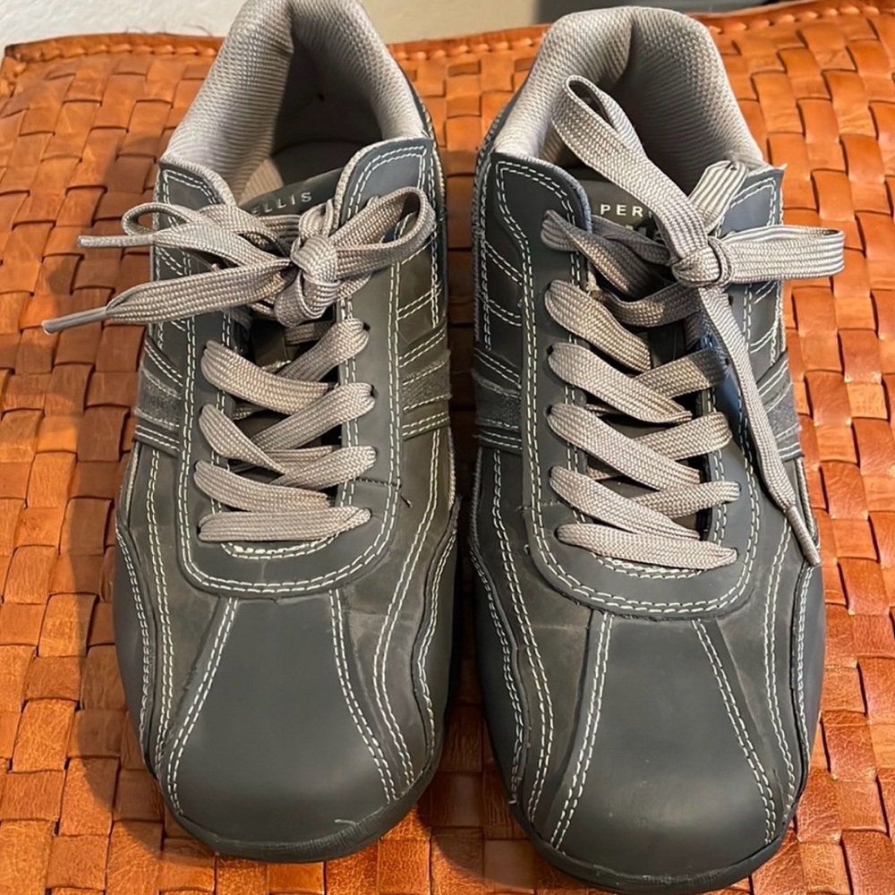 Perry Ellis Men's Charcoal Sneakers
